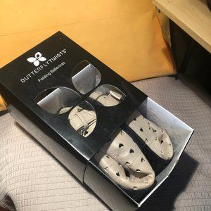 Butterfly twists folding ballerinas, with pouch